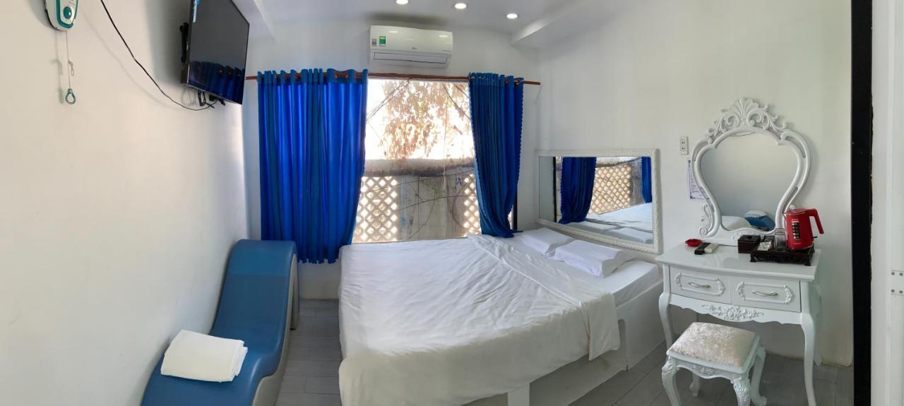 Hotel Mai Tuan Chanh Mon A Tay Ninh Bagian luar foto